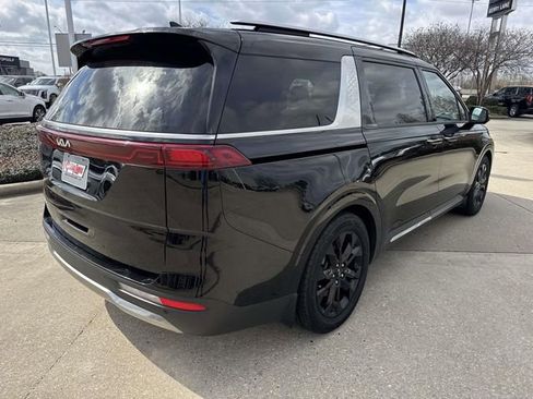 Used 2023 Kia Carnival SX Prestige FWD image 5