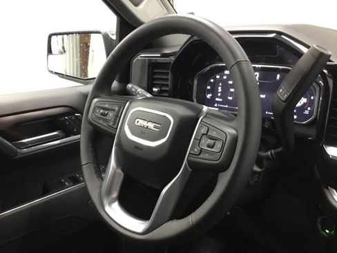 Used 2026 GMC Sierra 1500 SLT AWD/4WD image 30