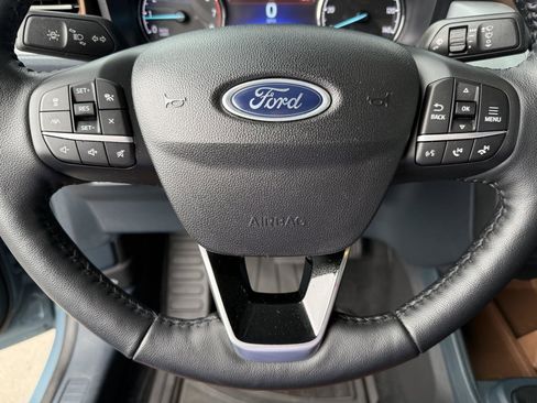 Used 2022 Ford Maverick Lariat w/ Lariat Luxury Package image 18