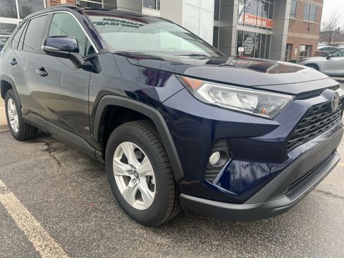 Used 2020 Toyota RAV4 XLE w/ All Weather Liner Package image 1