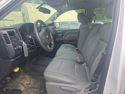 Used 2017 Chevrolet Silverado 1500 W/T w/ Trailering Package RWD image 11