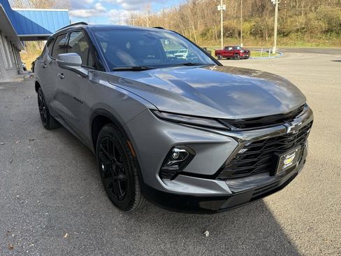 New 2025 Chevrolet Blazer RS w/ Driver Confidence II Package image 15