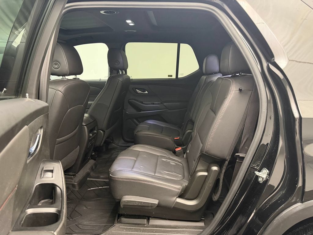 Used 2023 Chevrolet Traverse RS w/ LPO, Floor Liner Package AWD/4WD image 23