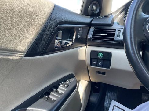 Used 2013 Honda Accord EX-L image 22
