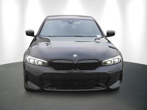 New 2026 BMW 330i Sedan w/ M Sport Package image 2