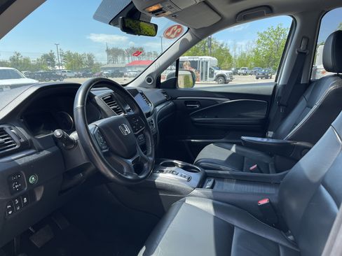 Used 2022 Honda Pilot Black Edition image 10