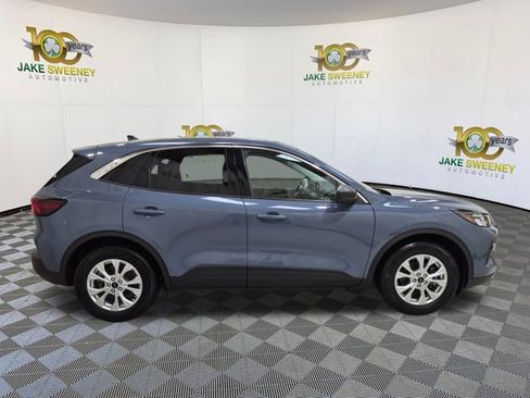 Used 2024 Ford Escape Active w/ Cold Weather Package FWD image 11