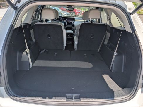 Used 2023 Kia Sorento EX image 12