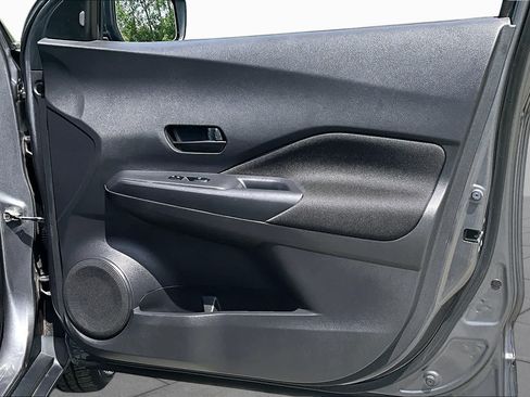 Used 2021 Nissan Kicks S FWD image 23