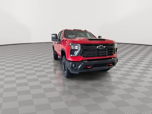 New 2026 Chevrolet Silverado 2500 LT image 4
