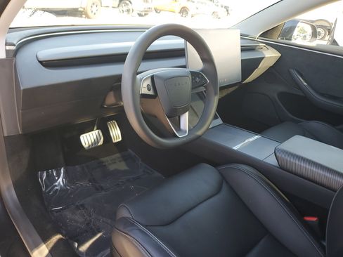 Used 2024 Tesla Model 3 Performance image 10