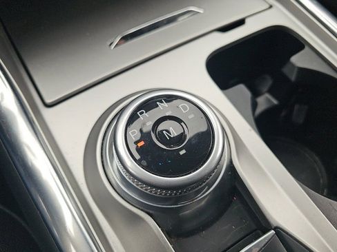 Used 2020 Ford Explorer XLT w/ Equipment Group 202A image 27