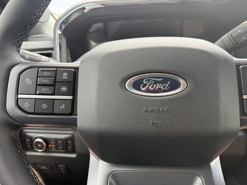 New 2025 Ford F350 Lariat w/ Lariat Ultimate Package image 28