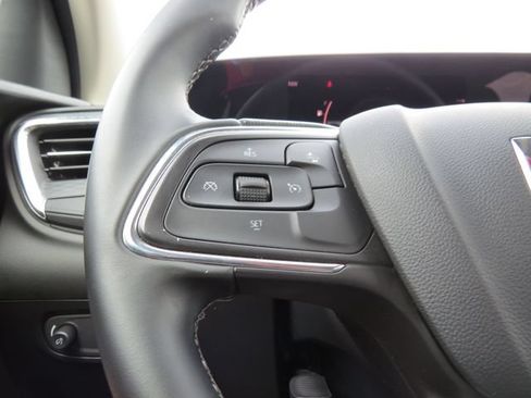 Used 2025 Buick Encore GX Preferred FWD image 16