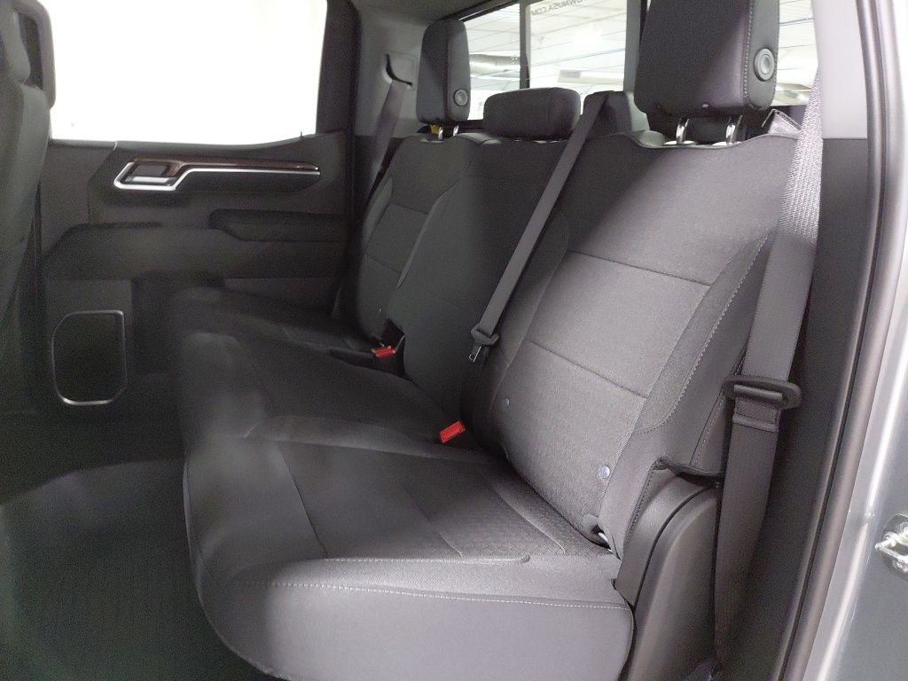New 2026 Chevrolet Silverado 1500 RST AWD/4WD image 18