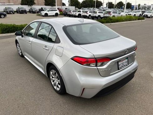 Used 2025 Toyota Corolla LE FWD image 7