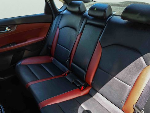 Used 2019 Kia Forte EX FWD image 22