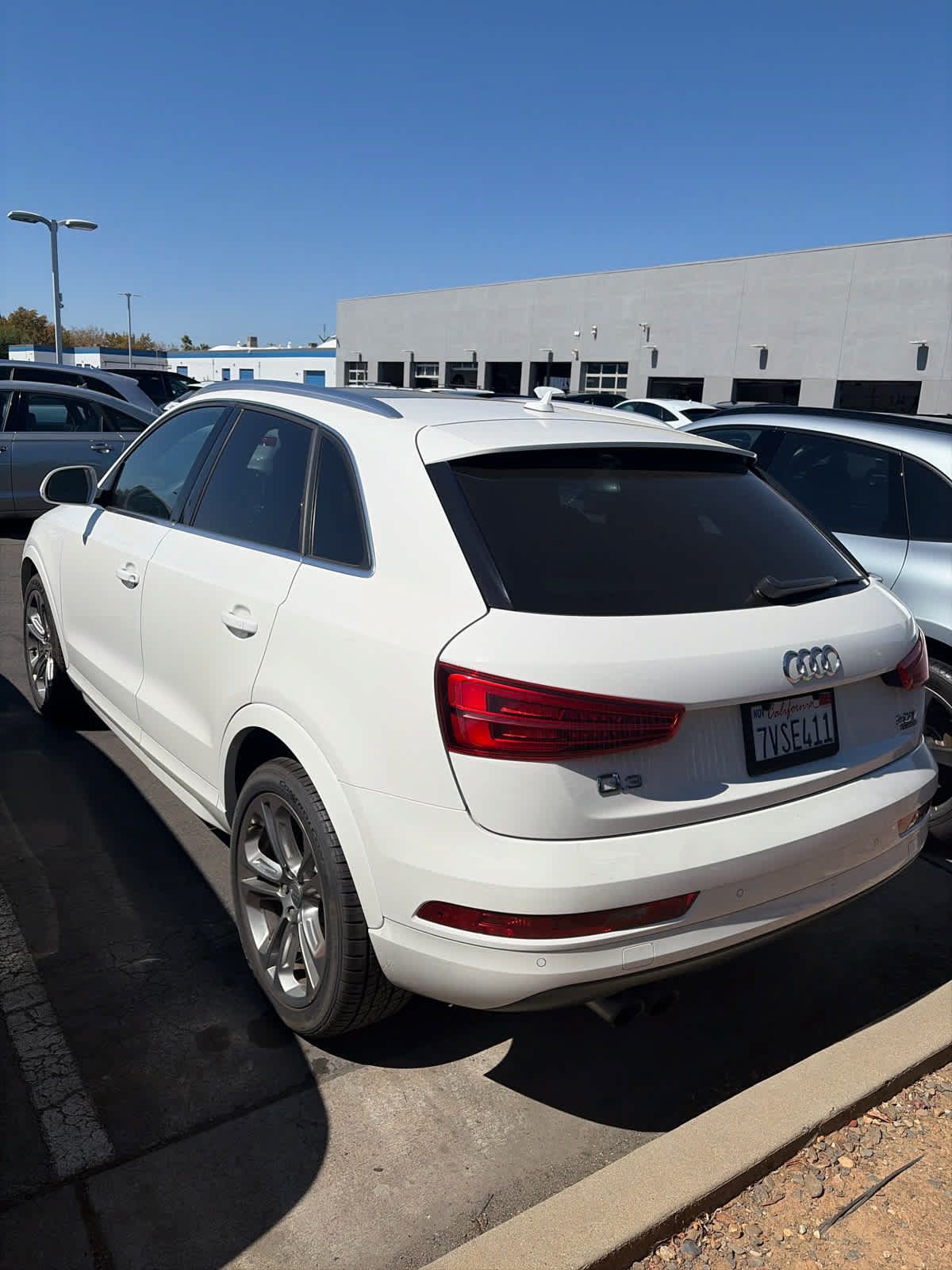 Used 2017 Audi Q3 2.0T Premium Plus w/ Premium Plus Package AWD/4WD image 5
