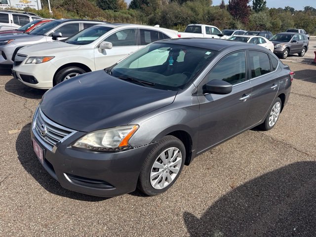 Used 2015 Nissan Sentra SV FWD image 1