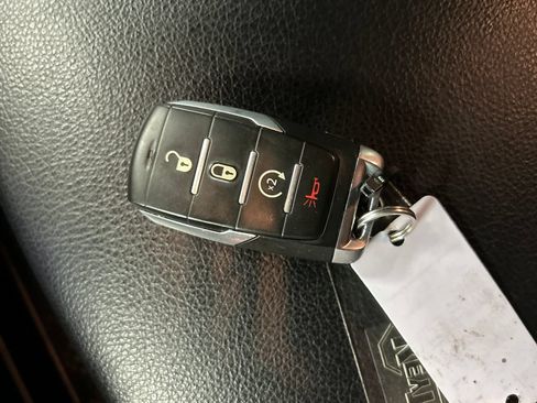 Used 2022 RAM 1500 Big Horn AWD/4WD image 22
