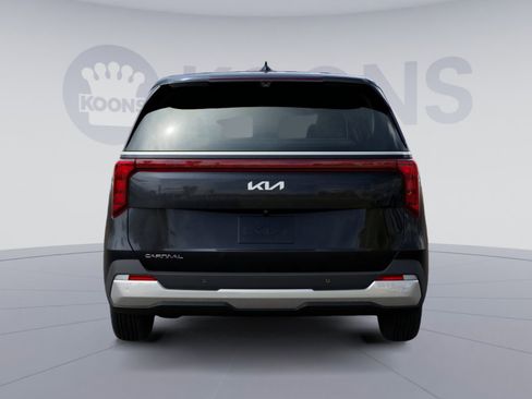 New 2026 Kia Carnival EX image 16