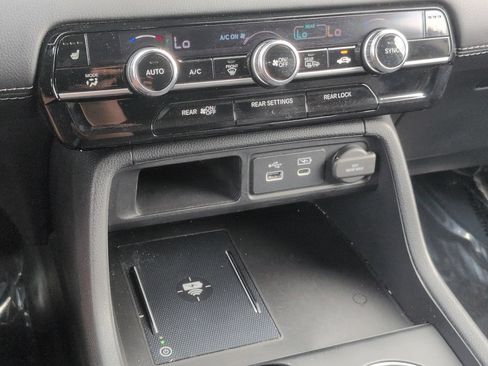 Used 2024 Honda Pilot Touring image 26