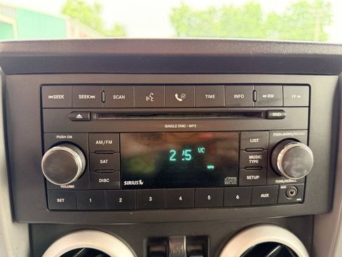Used 2008 Jeep Wrangler Sahara w/ PWR Convenience Group AWD/4WD image 12