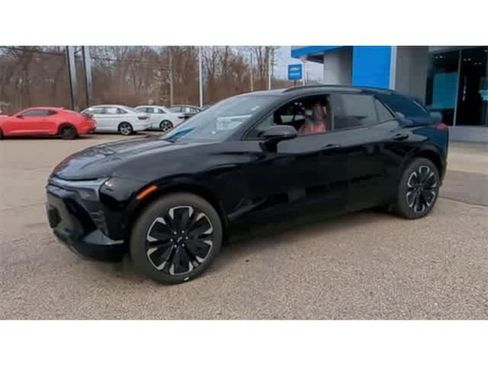 New 2025 Chevrolet Blazer EV RS w/ Super Cruise Package FWD image 4