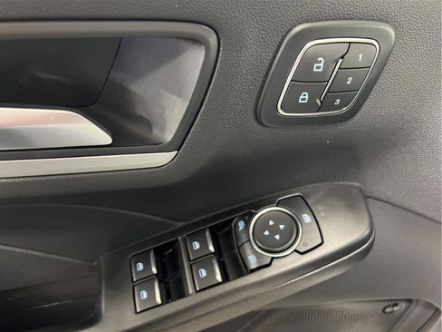 New 2026 Ford Escape Platinum w/ Premium Technology Package AWD/4WD image 11