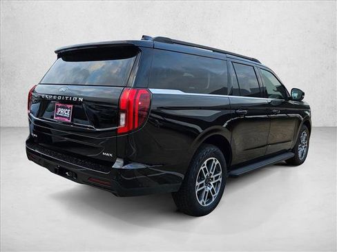 Used 2025 Ford Expedition Max Active AWD/4WD image 5