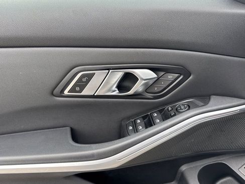 Used 2020 BMW M340i RWD image 10