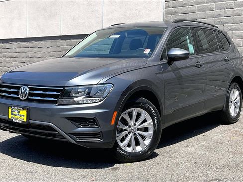 Used 2019 Volkswagen Tiguan S w/ Driver Assistance Package FWD image 12