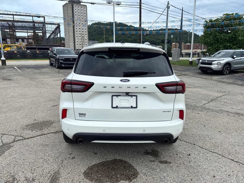 Used 2024 Ford Escape ST-Line w/ Tech Pack #1 AWD/4WD image 4