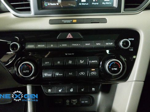 Used 2018 Kia Sportage EX w/ Option Group 040 FWD image 19