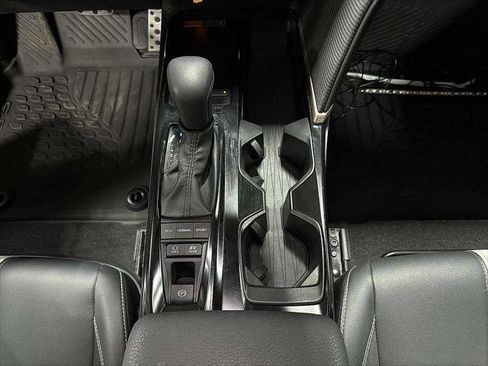 Certified 2025 Toyota Camry SE w/ Convenience Package image 31