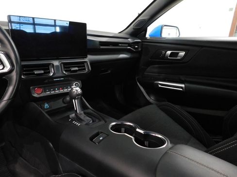 Used 2025 Ford Mustang GT RWD image 77