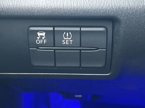 Used 2017 FIAT 124 Spider Classica image 27