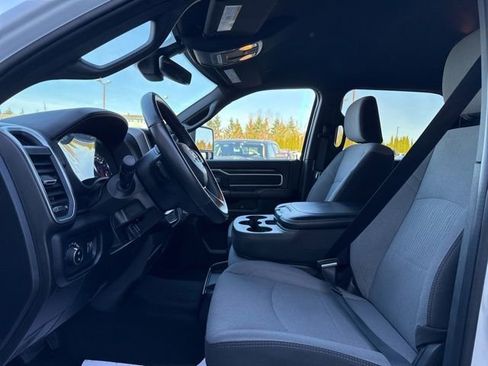 Used 2024 RAM 2500 Big Horn image 27