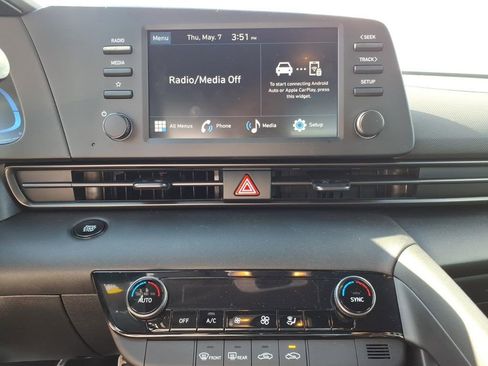 Used 2025 Hyundai Elantra Sport FWD image 24