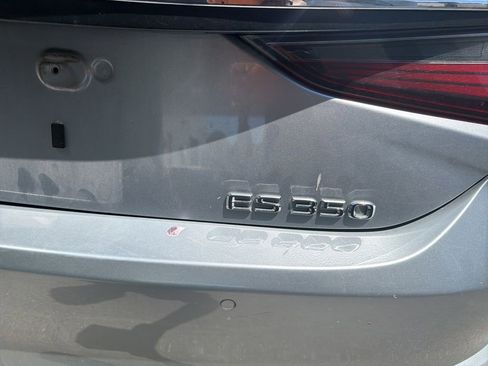 Used 2022 Lexus ES 350 w/ Premium Package FWD image 5