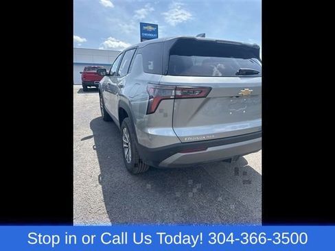 Used 2026 Chevrolet Equinox LT AWD/4WD image 5