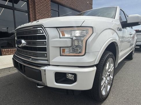 Used 2016 Ford F150 Limited w/ Trailer Tow Package image 10