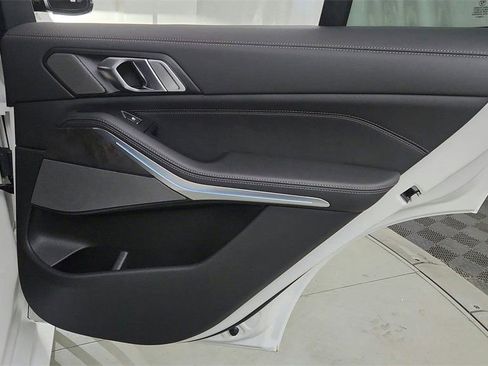 New 2026 BMW X5 xDrive50e w/ M Sport Package image 16