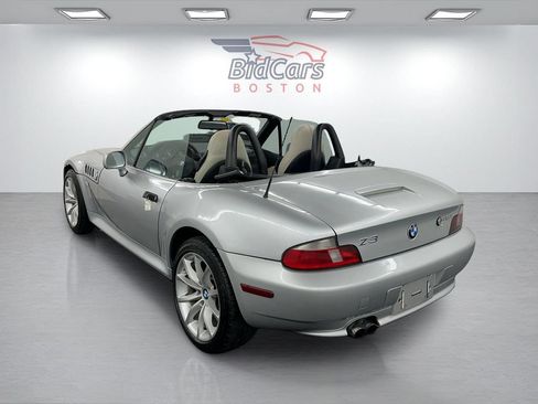 Used 2001 BMW Z3 3.0i RWD image 6