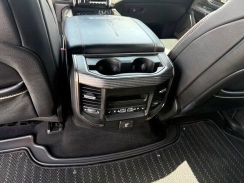 Used 2019 RAM 1500 Limited AWD/4WD image 16