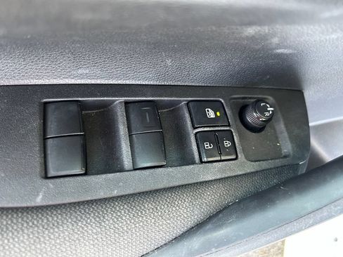 Used 2024 Toyota Corolla LE FWD image 17