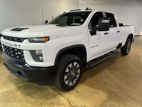 Used 2021 Chevrolet Silverado 2500 Custom w/ Custom Value Package AWD/4WD image 4