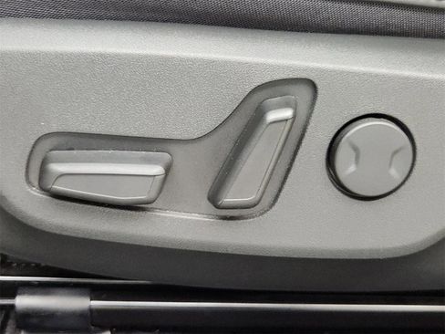 Certified 2024 Kia Niro SX Touring image 45