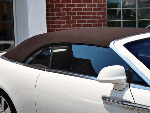 Used 2018 Rolls-Royce Dawn image 13