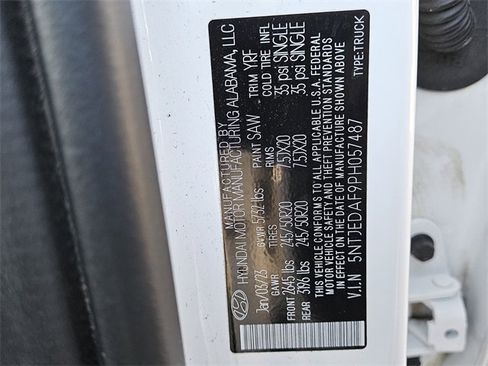 Used 2023 Hyundai Santa Cruz Limited image 16